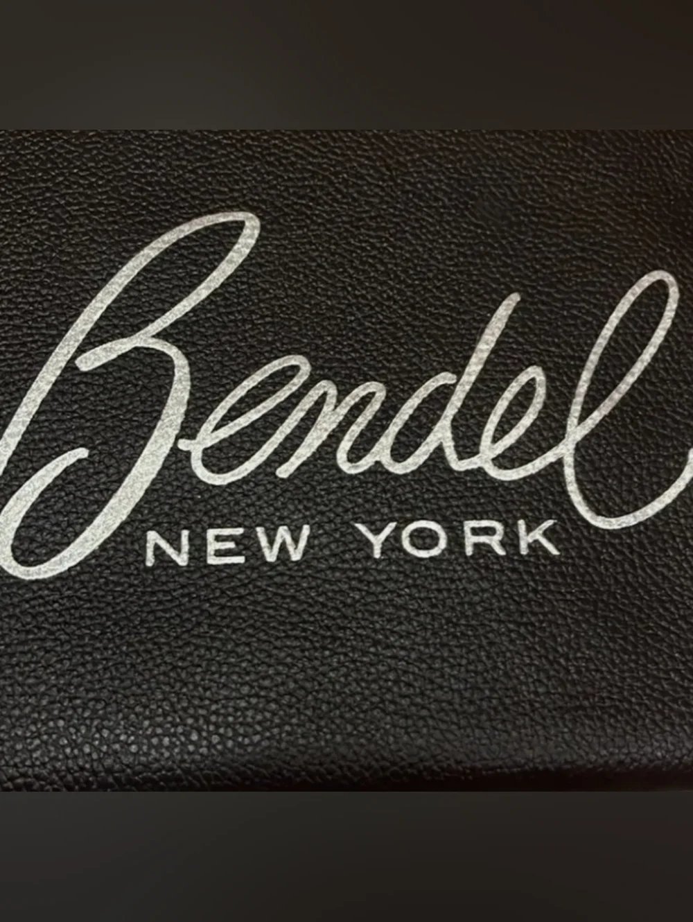 Henri Bendel Black Logo Zip Pouch Leather CLUTCH BEAUTY BAG WALLET